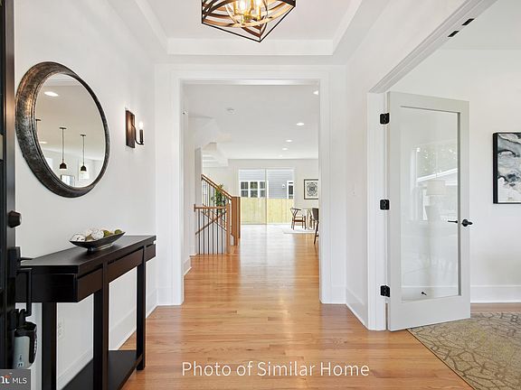3rd image of 2355 Brilyn Place Fls