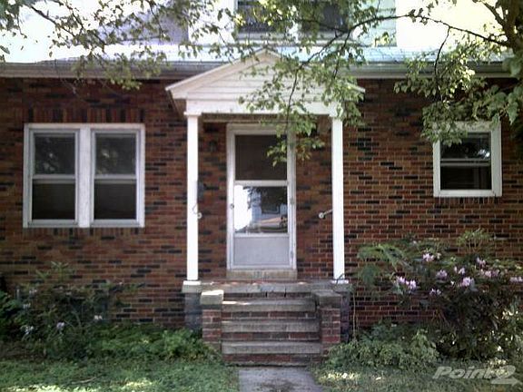2207 Guilford St front 4