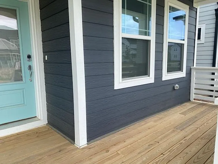 686 Vine Pkwy — Photo 3