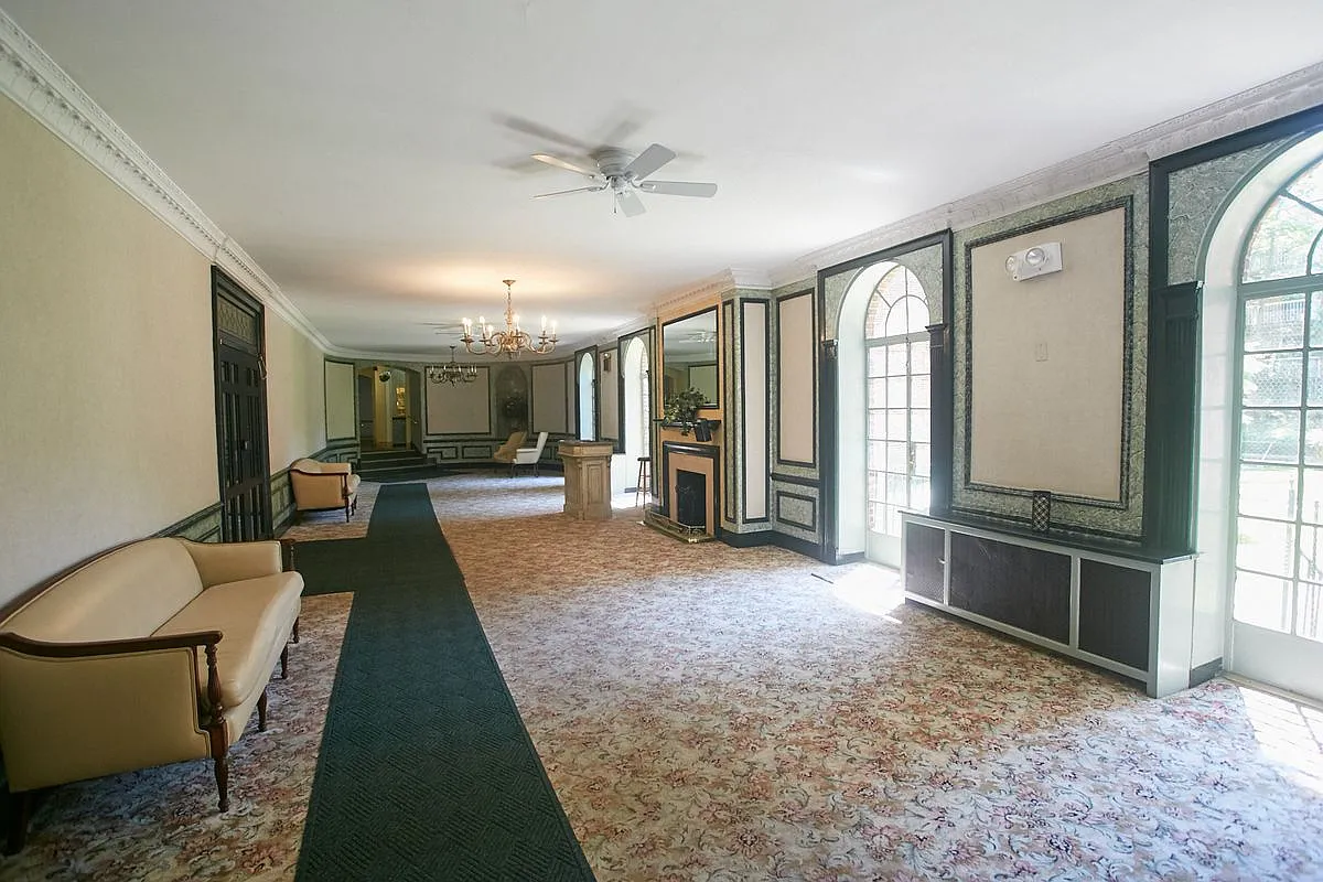 175-06 Devonshire Rd APT 6E photo 1