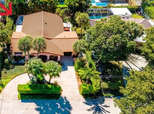 708 NW 6th Dr, Boca Raton, FL 33486