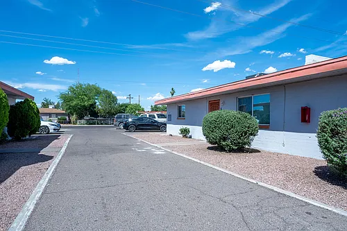 3637 E Oak St #6 Photo 1