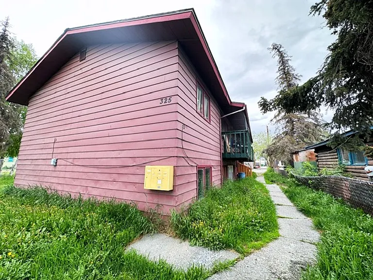 325 N Hoyt St — Photo 20