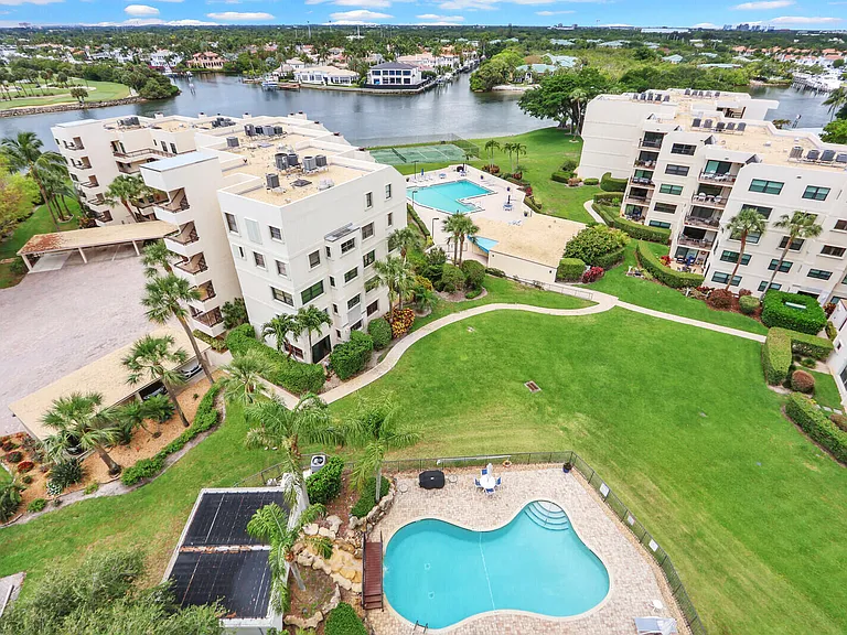 370 Golfview Rd #901 — Photo 37