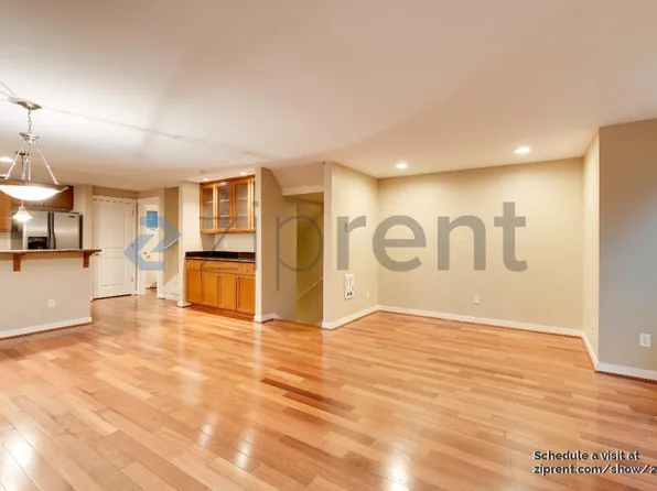 9506 Interlake Ave N #A, Seattle, WA 98103