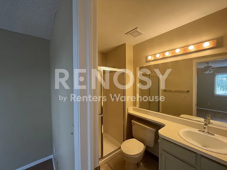 18043 E Ohio Ave #203 — Photo 8