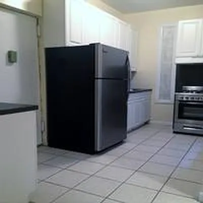 Rented by Bond New York | media 11