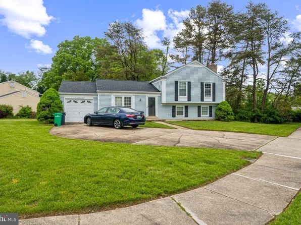 10200 Balsamwood Dr, Laurel, MD 20708