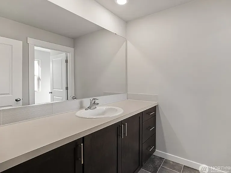 6060 Ladd Ct SW — Photo 6