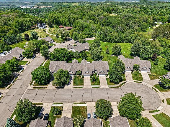 5th image of 608 Cherrywood Ct