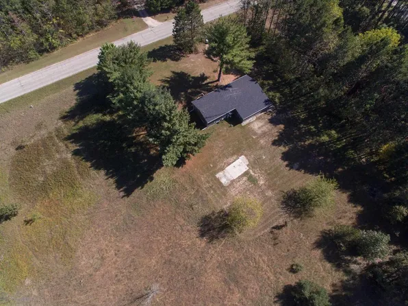 N7011 County Rd E, Westfield, WI 53964