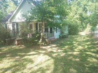 407 Lassiter St, Corinth, MS 38834