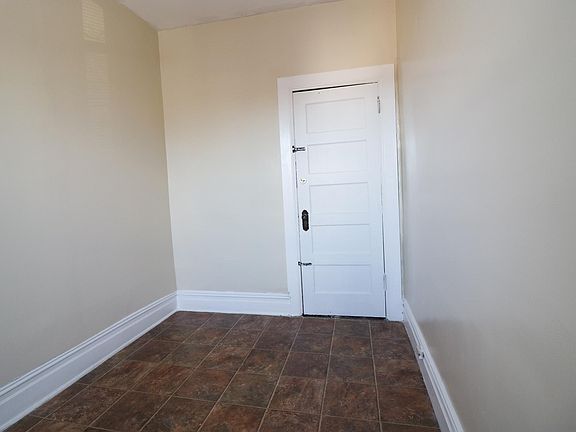 1st bedroom