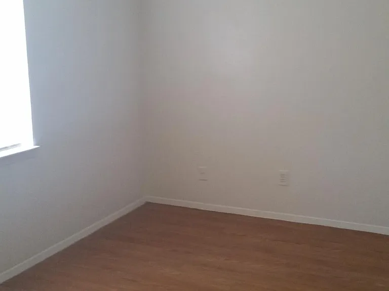 1505 Twin Post Ct — Photo 7