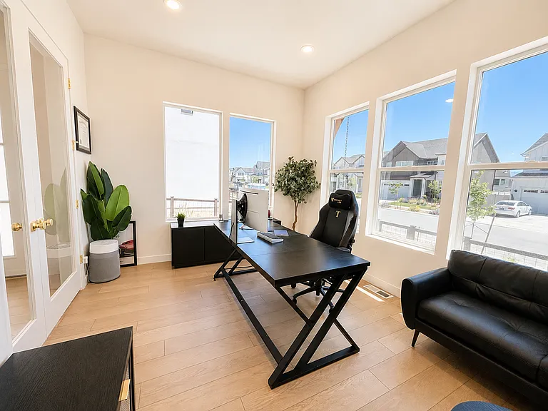 3069 N Stardew St — Photo 10