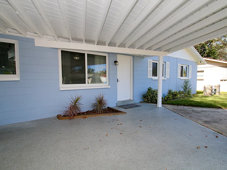 10926 N 29th Streethillsborough Country — Photo 18