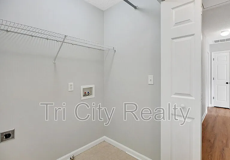 75 Rock Mill Ct — Photo 21