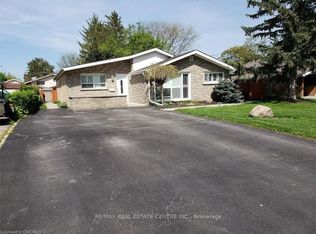 154 Robinwood Cres, Milton, ON L9T2C3