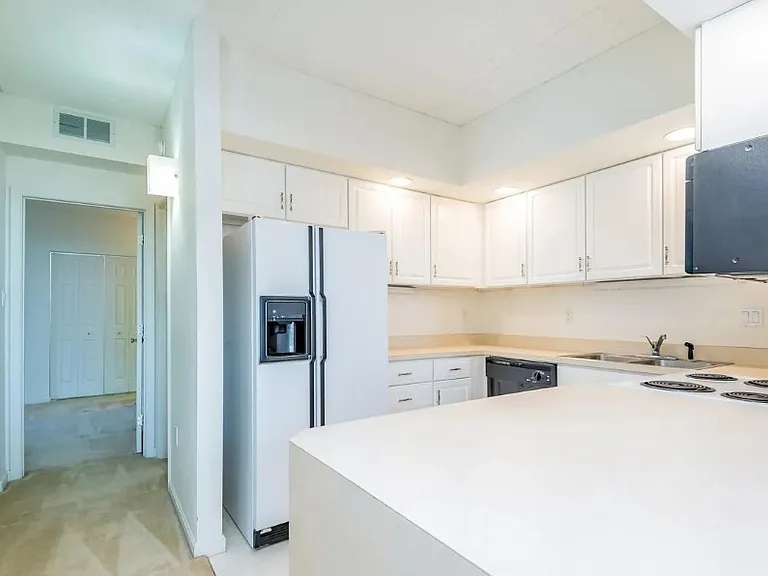 1016 Cherrington Dr — Photo 11