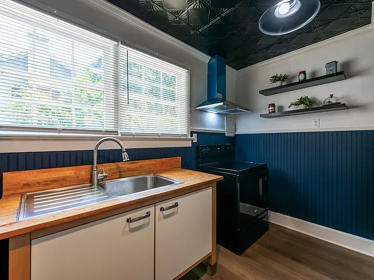 1177 Morley Ave SE — Photo 14
