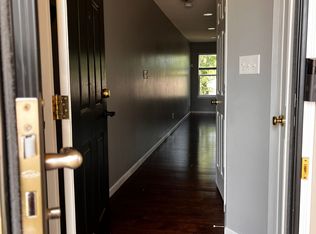 414 Willott Square Dr, Saint Peters, MO 63376