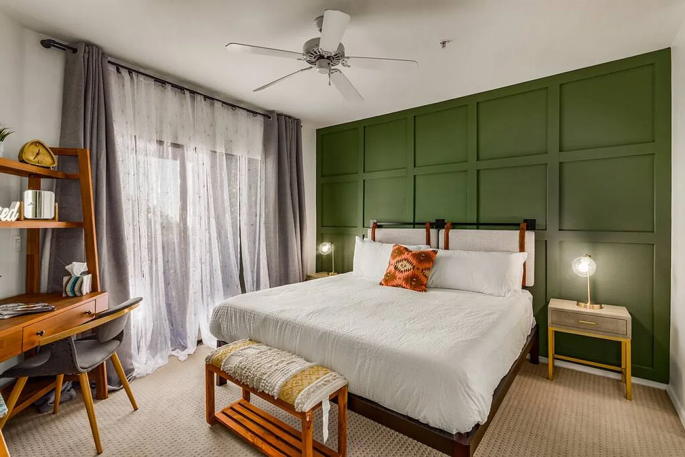 1 bed, 810 sqft, $2,300 — Photo 3