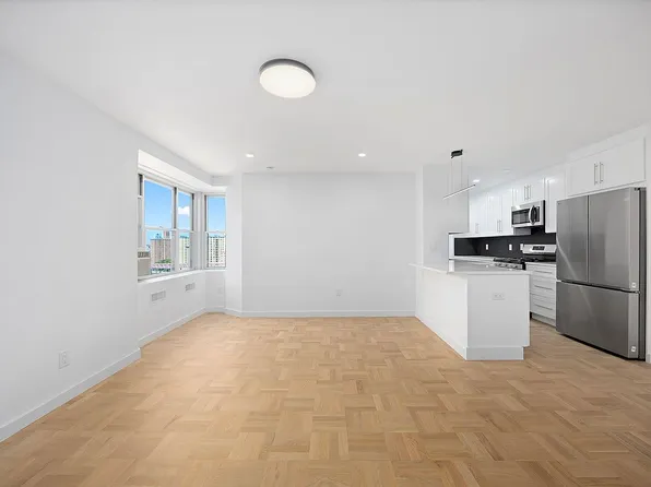 F D R Dr Unit M1602, New York, NY 10002