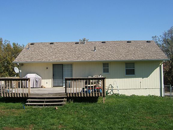 4th image of 7010 N Chas Dr