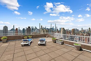 Rented by Level Group