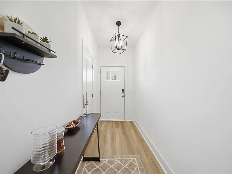 2360 Rex Dr — Photo 10
