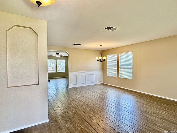 4th image of 105 willow path