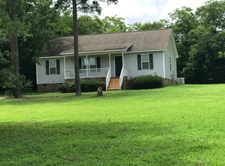 104 Lakeside Dr, Clayton, NC 27520