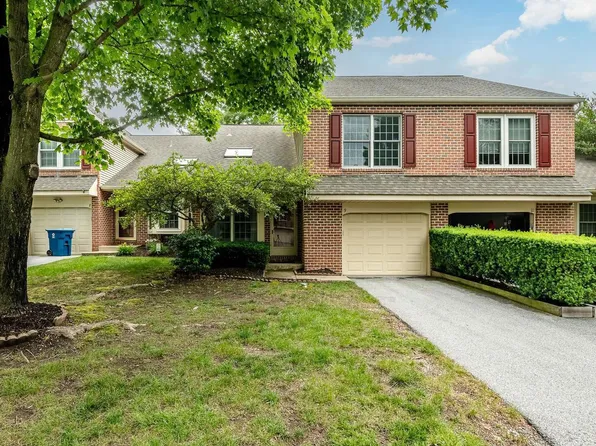 9 Oak Leaf Ln, Downingtown, PA 19335