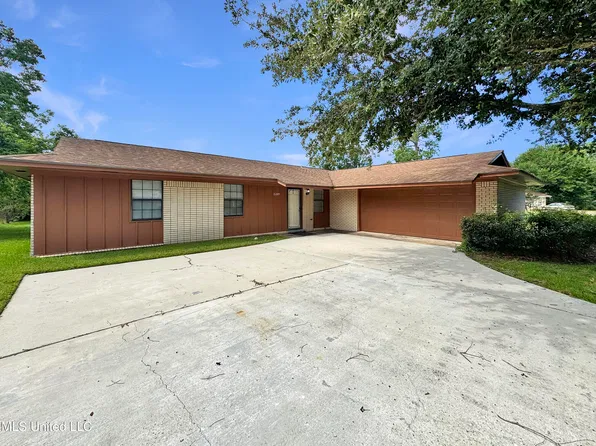 15309 Royal St, Gulfport, MS 39503