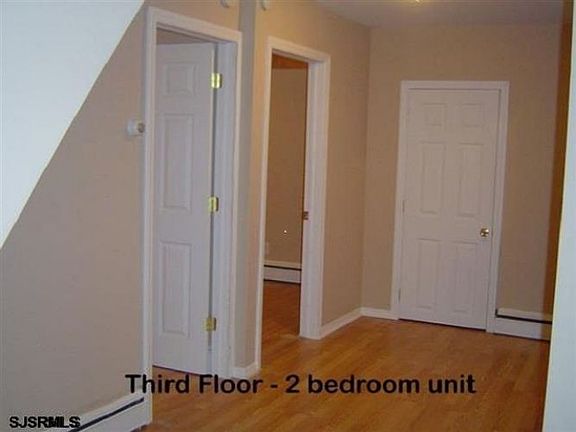 5th image of 1508 N Arkansas Ave