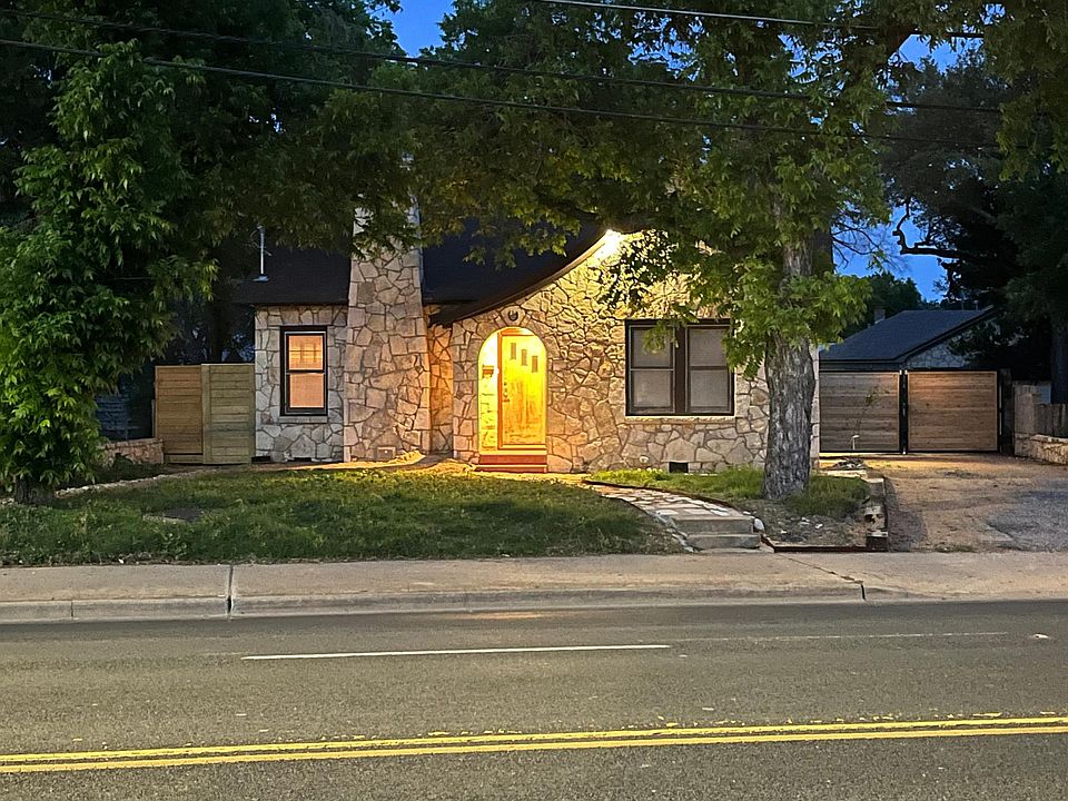 1st image of 3803 Red River St