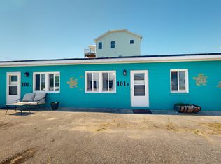 101 24th St, Emerald Isle, NC 28594