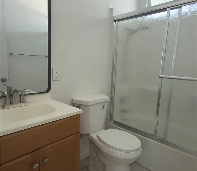 622 N Olive St #A — Photo 2
