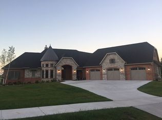 2415 E Celtic Xing, Appleton, WI 54913