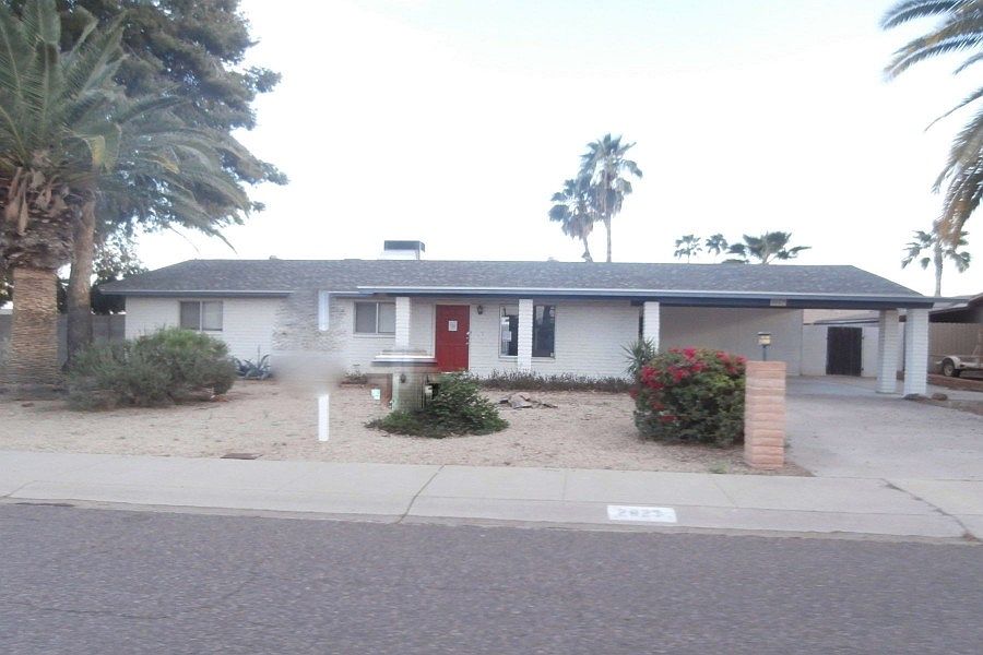 1st image of 2823 E Dahlia Dr