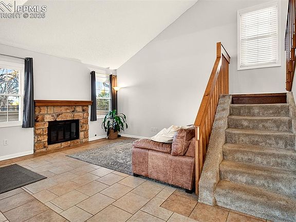 3rd image of 6163 Little Pine Cir