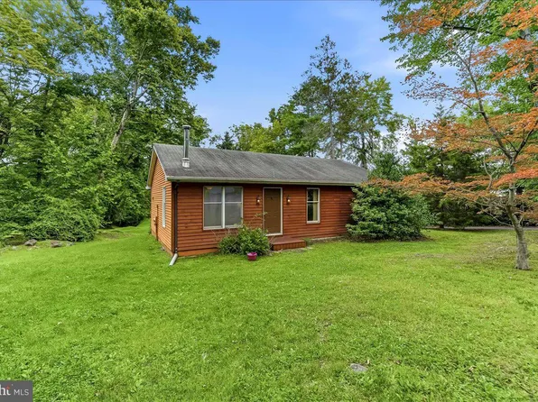 4060 Mount Rd, Aston, PA 19014