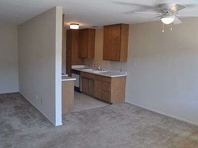 4th image of 5258 Newcastle Ave APT 20