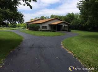 340 S Atkinson Rd, Grayslake, IL 60030