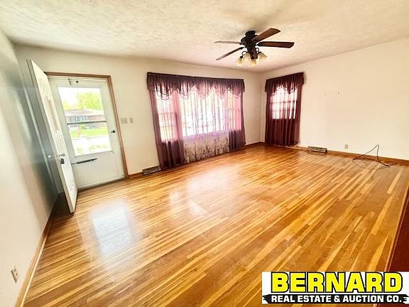 3rd image of 1409 10th St