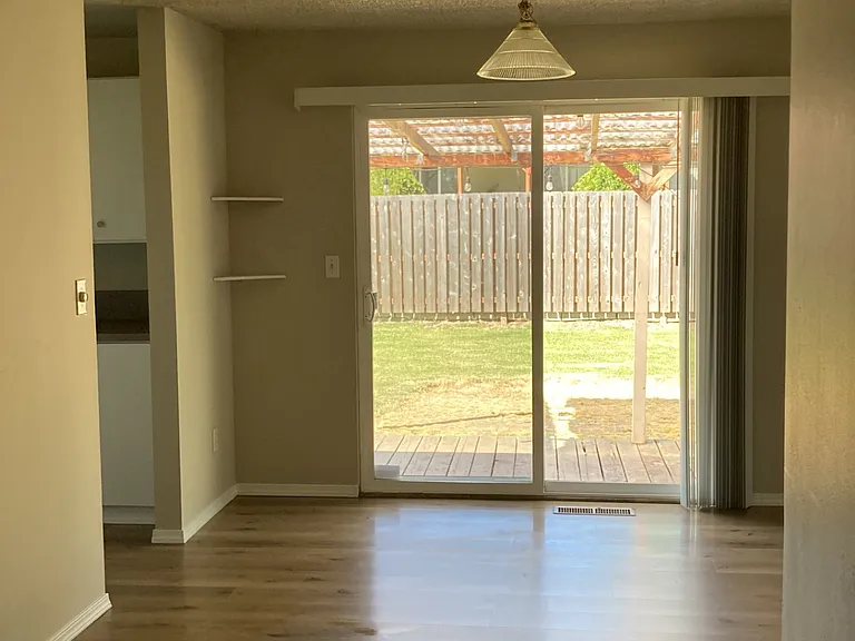 17913 NW Andria Ave — Photo 16