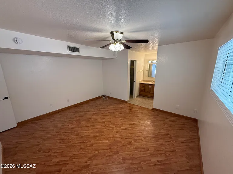 625 N Brown Ave — Photo 25