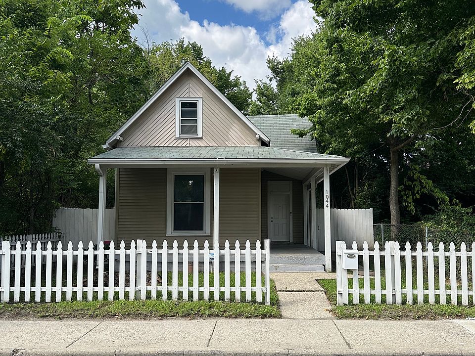 1st image of 1044 W 29th St