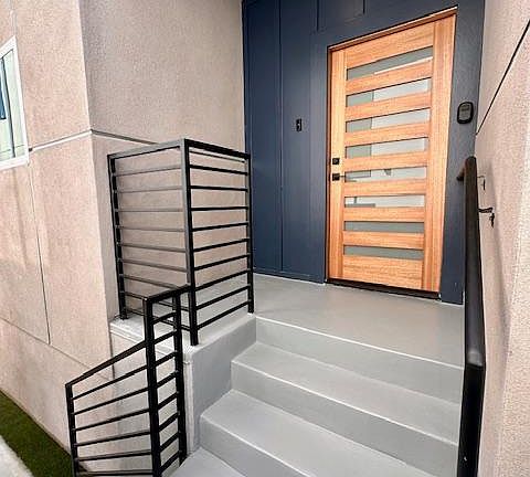 4th image of 1831 S Redondo Blvd #1831/12