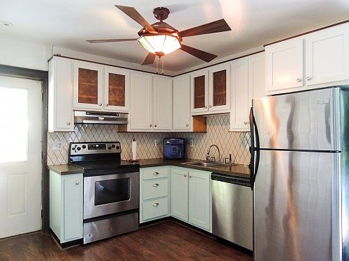 3rd image of 111 Mainview Dr